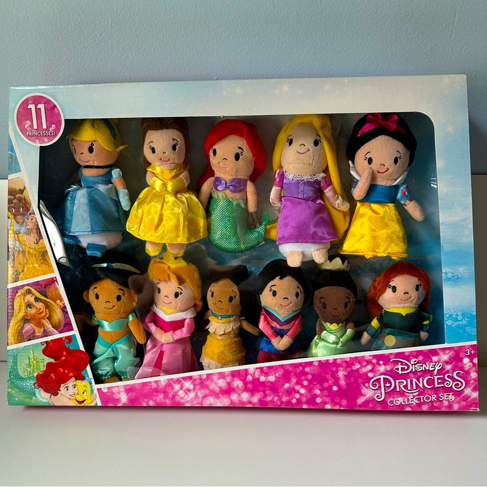 Disney Princess Plush Collector set